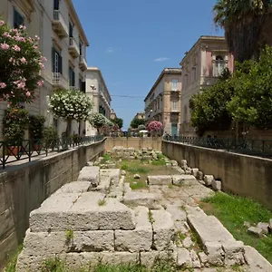 Varcortigia Panzió